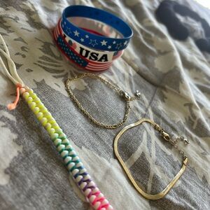 USA Patriotic Silicone Bracelets with Gold Chain Bracelets